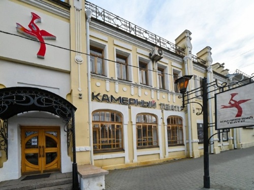 Камерный уходит на реставрацию