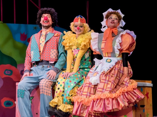 Камерный театр начинает новогоднюю гонку