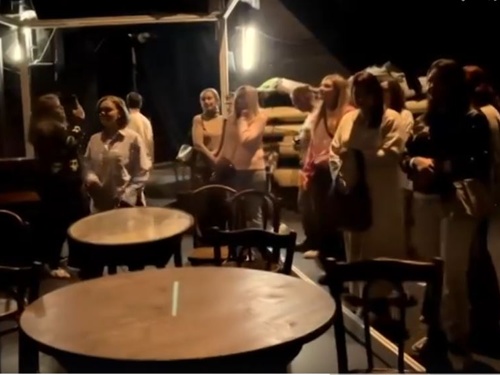 Авторская экскурсия «Ночь. Спектакль. Рождение»