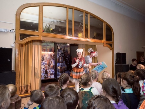 20 декабря дан старт новогодним представлениям