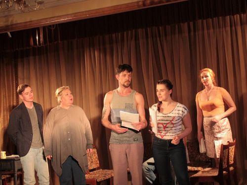 Состоялась театрализованная читка пьесы Киры Малининой «I have a family. My family is big»