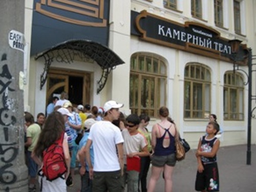 В Камерном театре – юбилей! «Сказ про то, как Федор-кузнец землю русскую от нечисти спасал» 