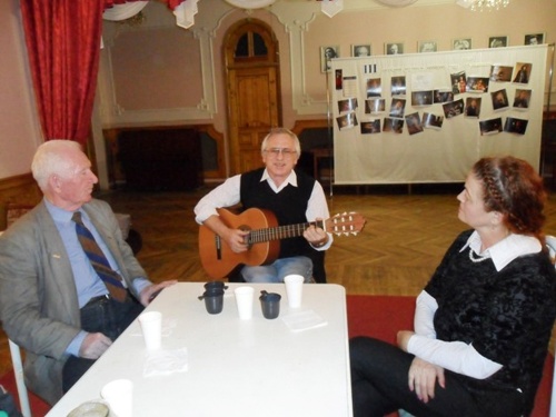 Поэтические посиделки  в честь Владимира Стога