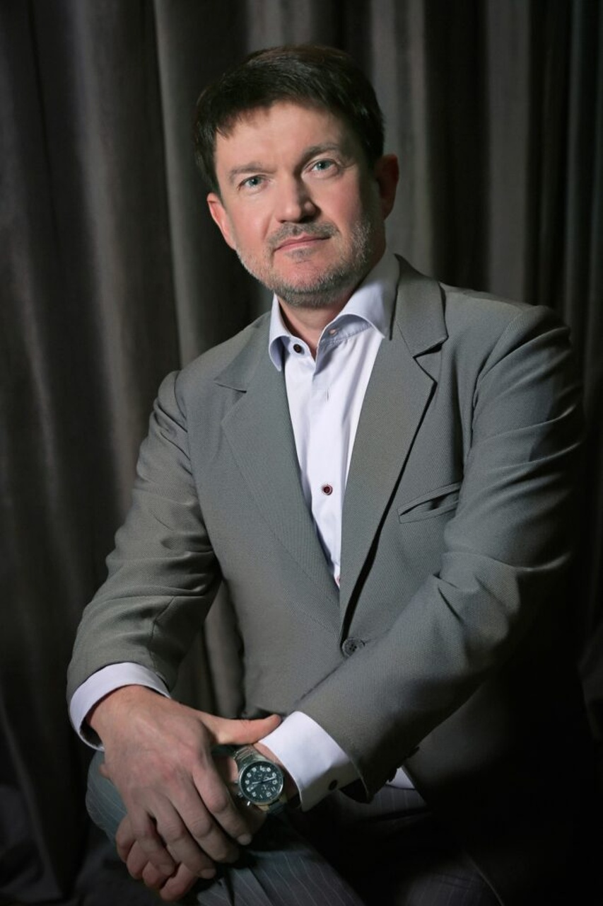 Роман Устинов