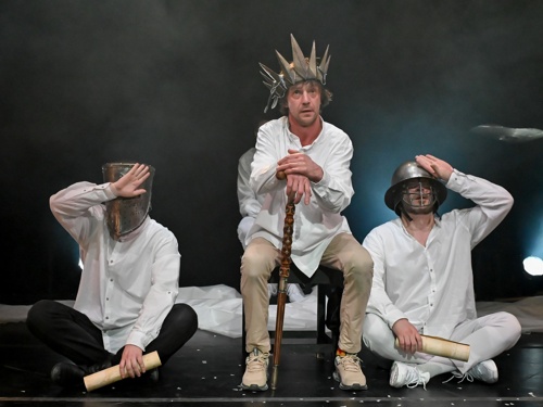 "Синее чудовище": взрослую сказку по пьесе Карло Гоцци поставили в Челябинске