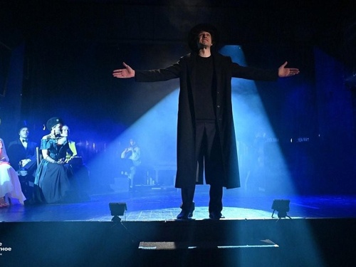 В Челябинском Камерном театре поставят спектакль «Эти свободные бабочки»