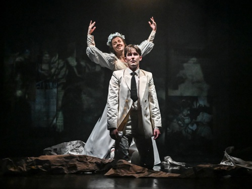 Лучшим спектаклем челябинского фестиваля «Камерата» стала работа «Счастье мое»